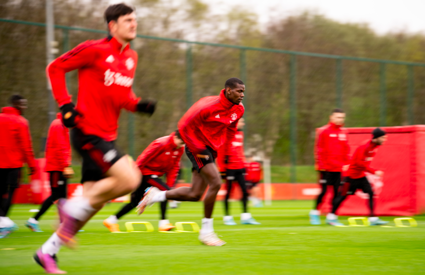 M.U có buổi tập đầy tốc độ, lộ tâm trạng thầy trò HLV Rangnick - Bóng Đá