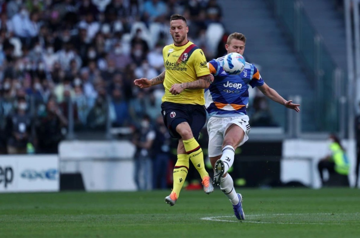 Vlahovic giải cứu Juventus ở phút 90+5 - Bóng Đá