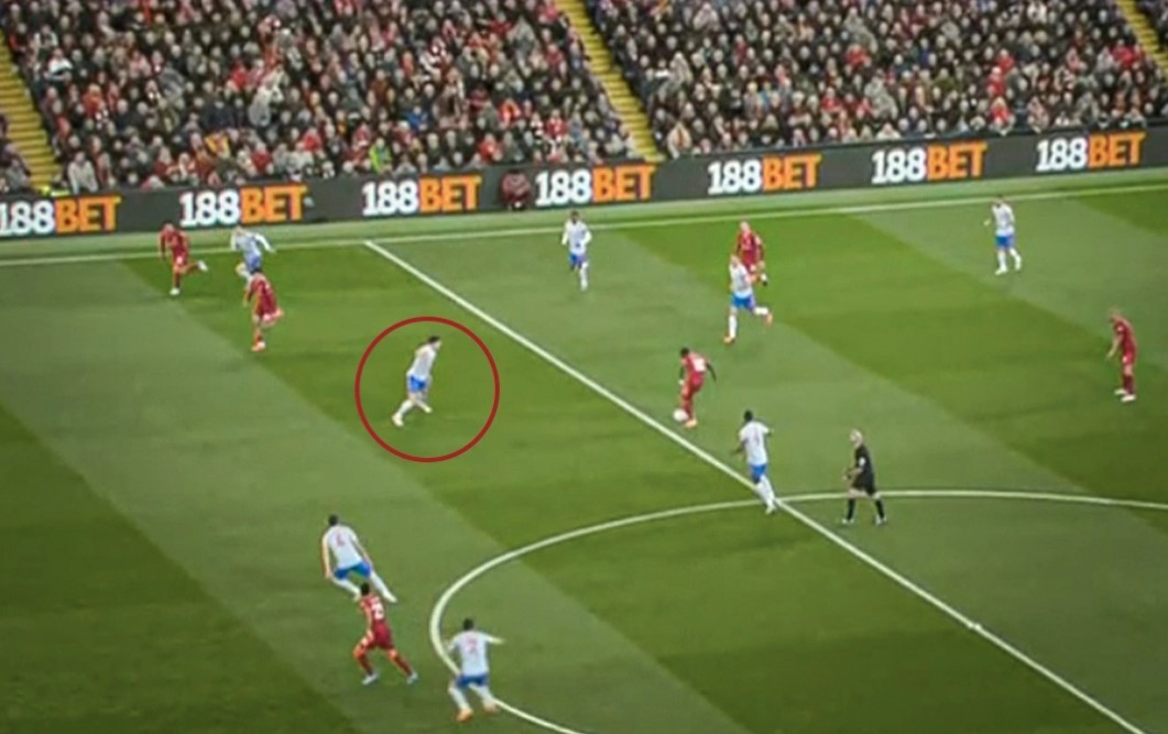Man United không xứng làm đối thủ của Liverpool mùa này - Bóng Đá