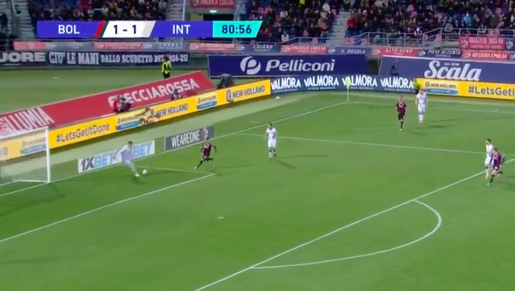 Pha bóng bước ngoặt của cuộc đua vô địch Serie A 2021/22? - Bóng Đá