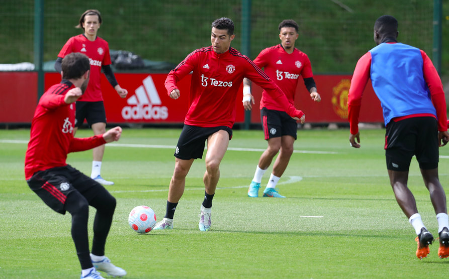 Man Utd gây bất ngờ trên sân tập, sẵn sàng cho Chelsea ngỡ ngàng - Bóng Đá