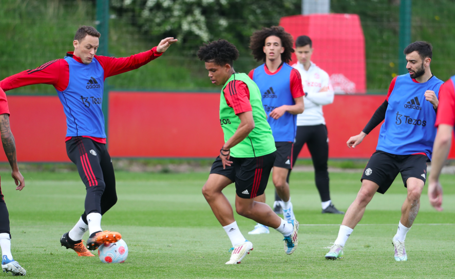 Man Utd gây bất ngờ trên sân tập, sẵn sàng cho Chelsea ngỡ ngàng - Bóng Đá