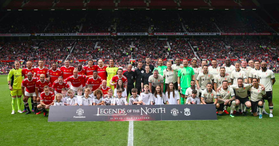 Berbatov ghi bàn, huyền thoại M.U vẫn thất bại trước Liverpool - Bóng Đá