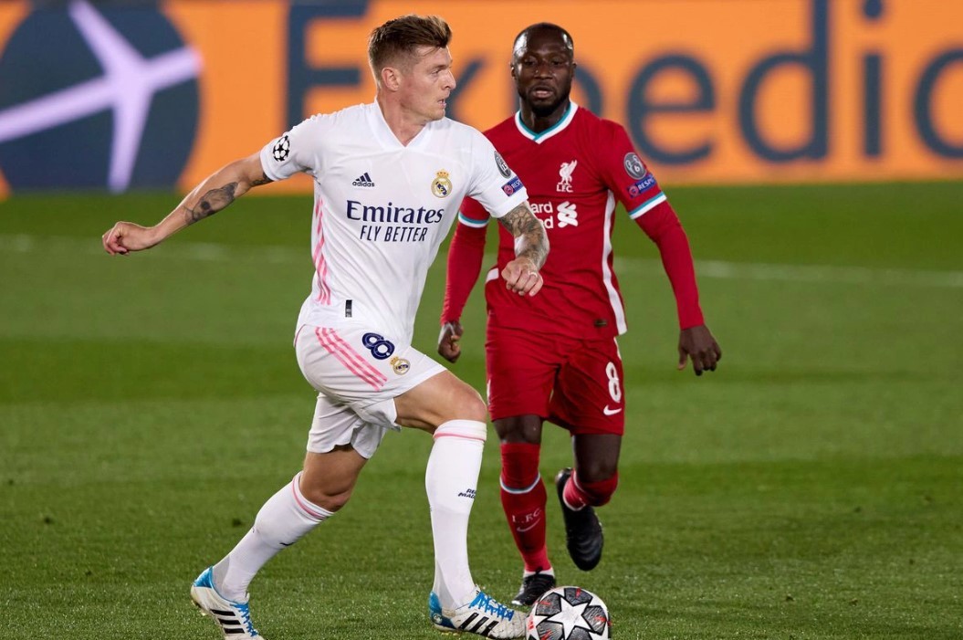 Benzema đáng sợ nhờ cá tính bất trị - Bóng Đá