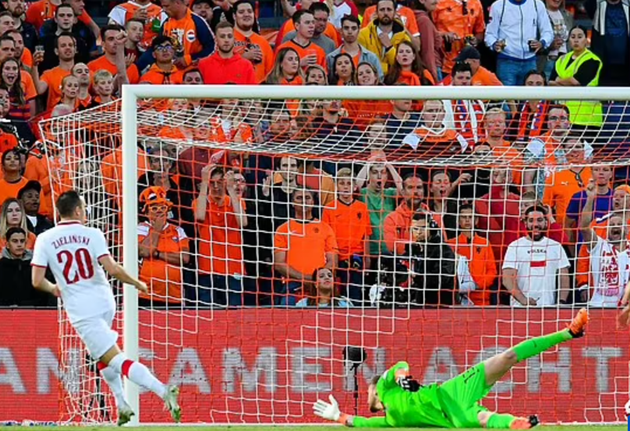 Ảnh reviews trận Hà Lan vs Ba Lan - Bóng Đá