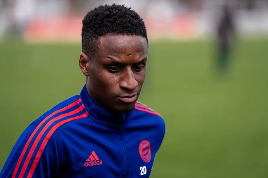 Sao Bayern phải tự bán mình khỏi CLB - Bóng Đá