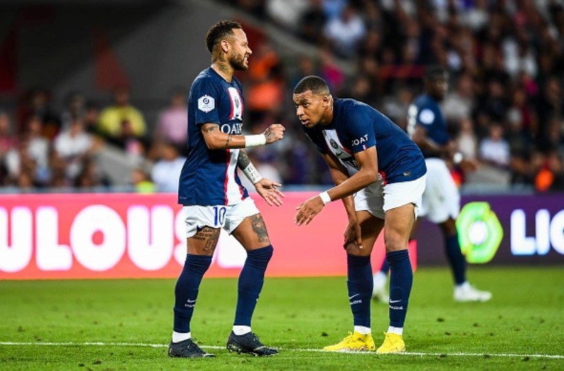 L'Equipe: 'Neymar mệt mỏi với Mbappe' - Bóng Đá