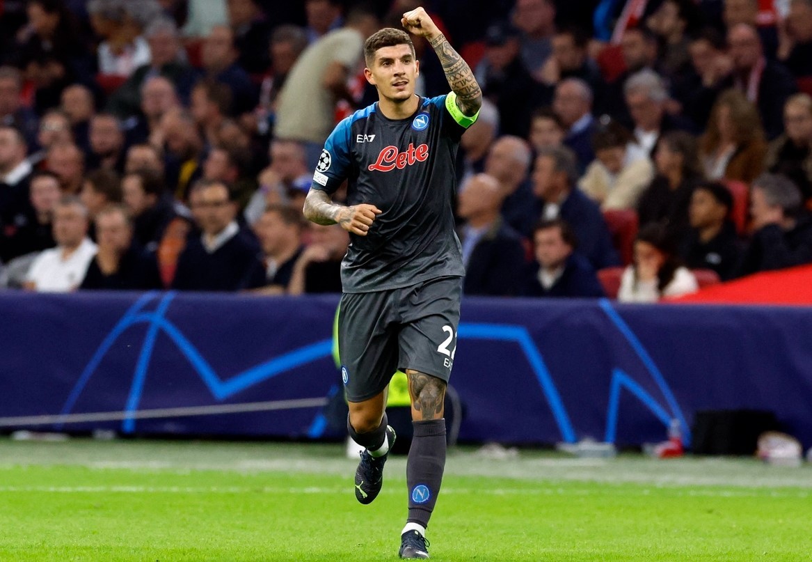 Napoli đè bẹp Ajax - Bóng Đá