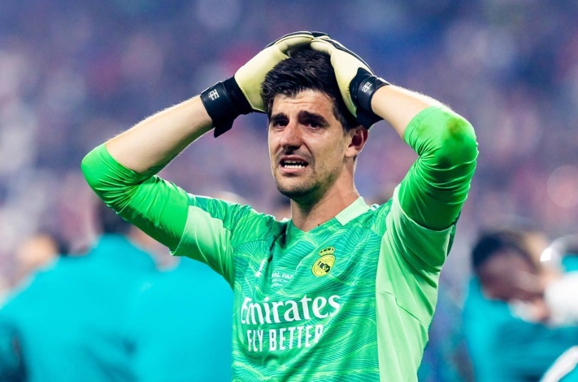 Courtois vắng mặt ở El Clasico - Bóng Đá