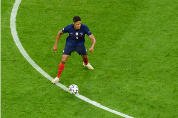 Varane - Bóng Đá