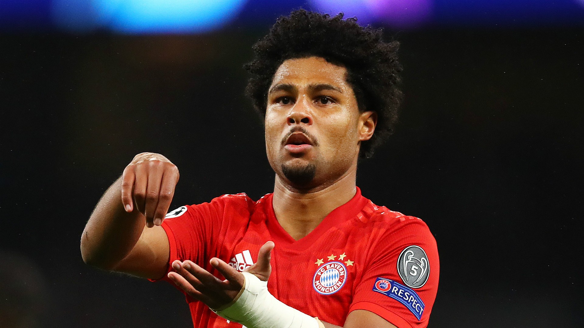 Wenger talks about Gnabry - Bóng Đá
