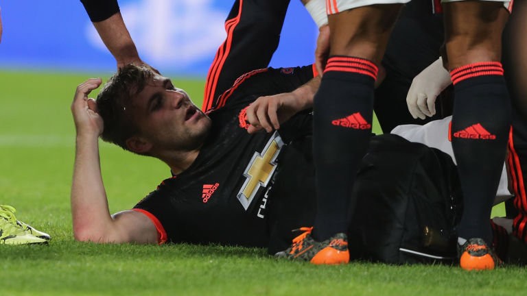 Luke Shaw gần mất chân nhưng đã trở lại mạnh mẽ thế nào? - Bóng Đá
