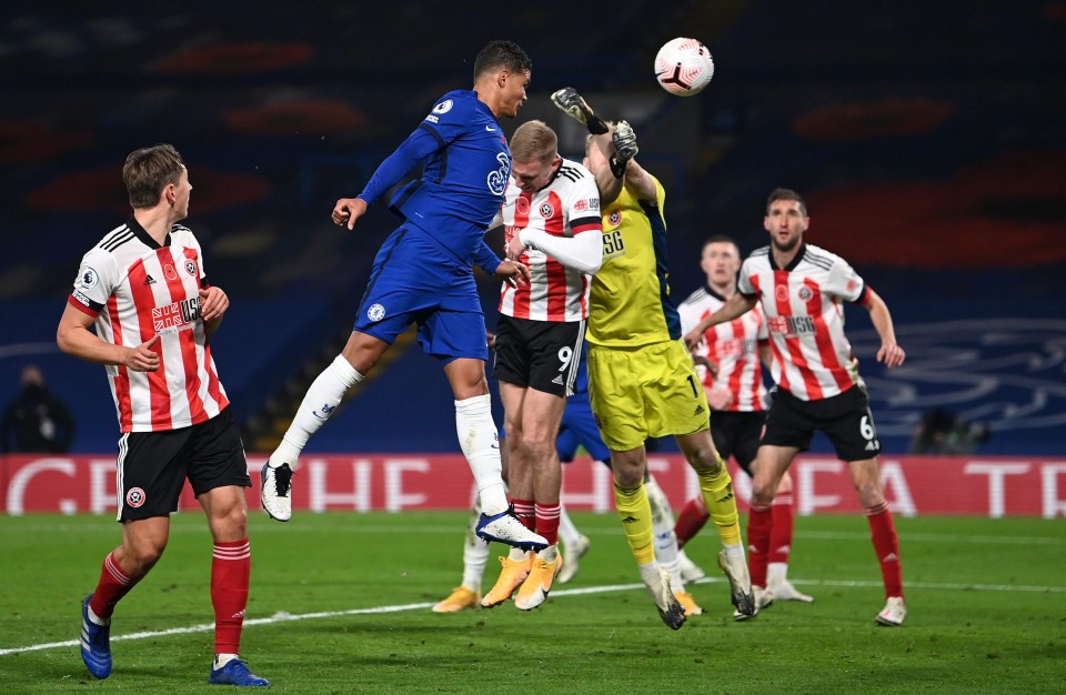 Thua đau Chelsea, Chris Wilder chỉ rõ: 