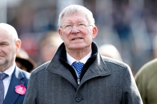 Alex Ferguson admits 'feeling lonely' despite working for world's biggest team - Bóng Đá