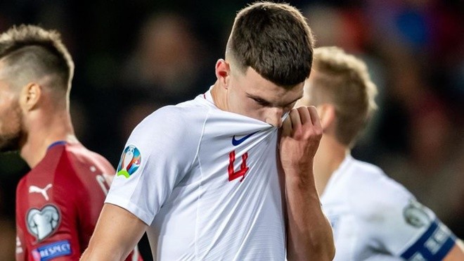 Prince William and Chelsea boss Frank Lampard greet fans in London pub as royal watches England take on Czech Republic - Bóng Đá