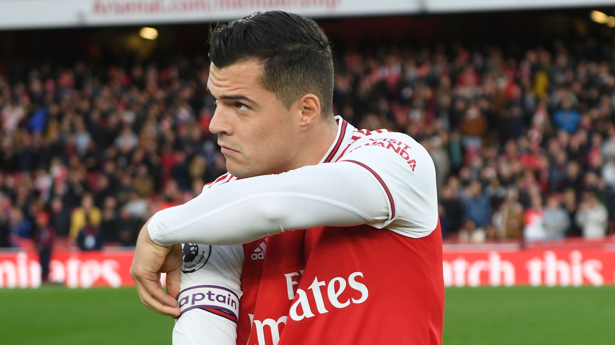NÓNG! Arsenal khốn khó, Xhaka từ chối ra sân trận gặp Leicester City - Bóng Đá