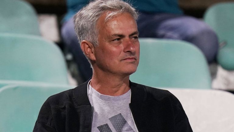 Tony Cascarino advise Man Utd and Arsenal to go for Chris Wilder - Bóng Đá
