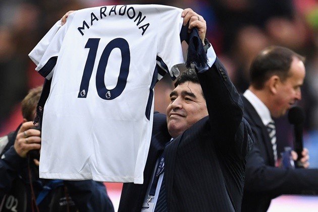 Ex-Spurs boss Pochettino visits Maradona before watching his Gimnasia side in action - Bóng Đá