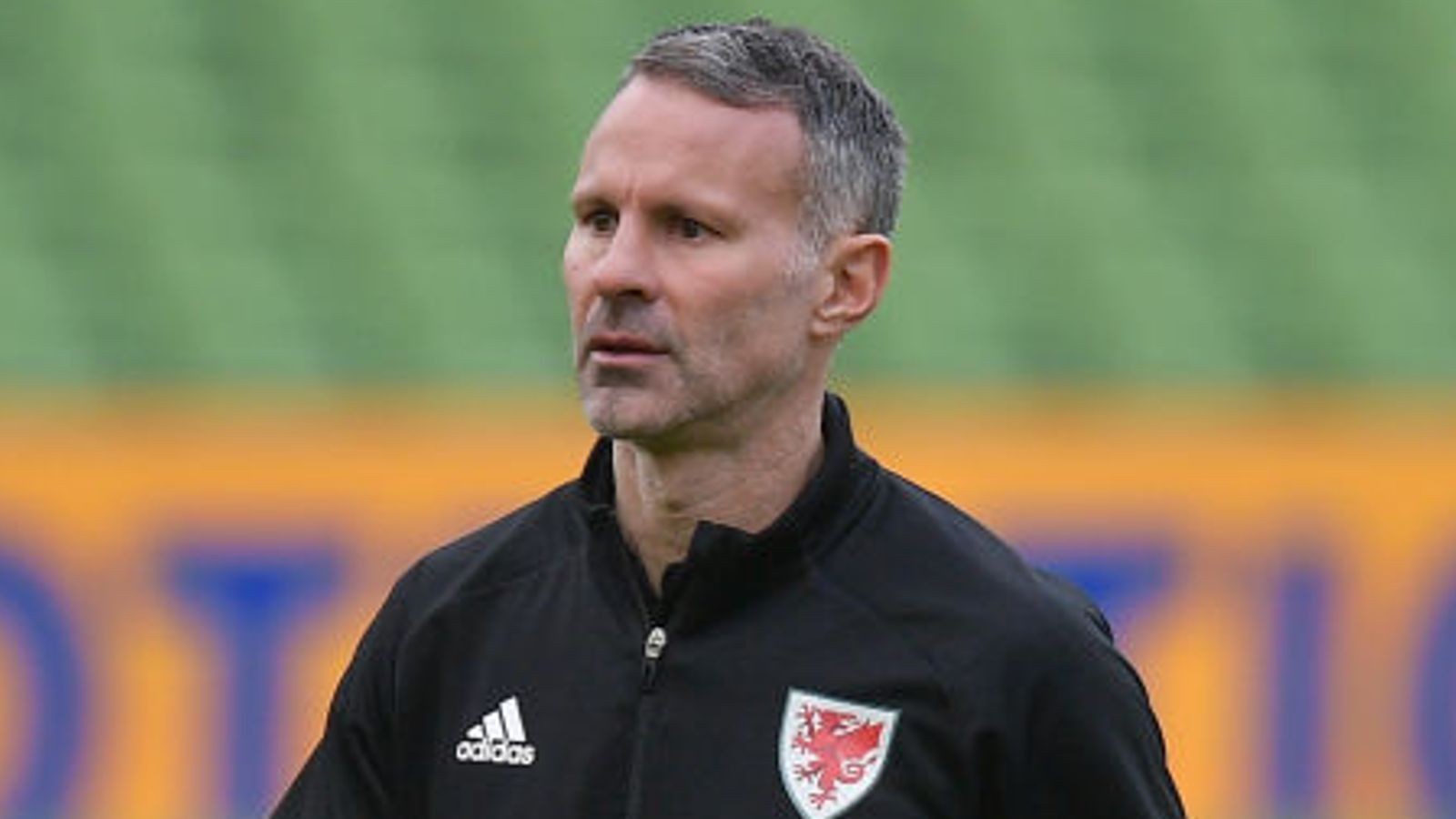 CHÍNH THỨC! Ryan Giggs tạm rời ghế HLV xứ Wales sau scandal - Bóng Đá