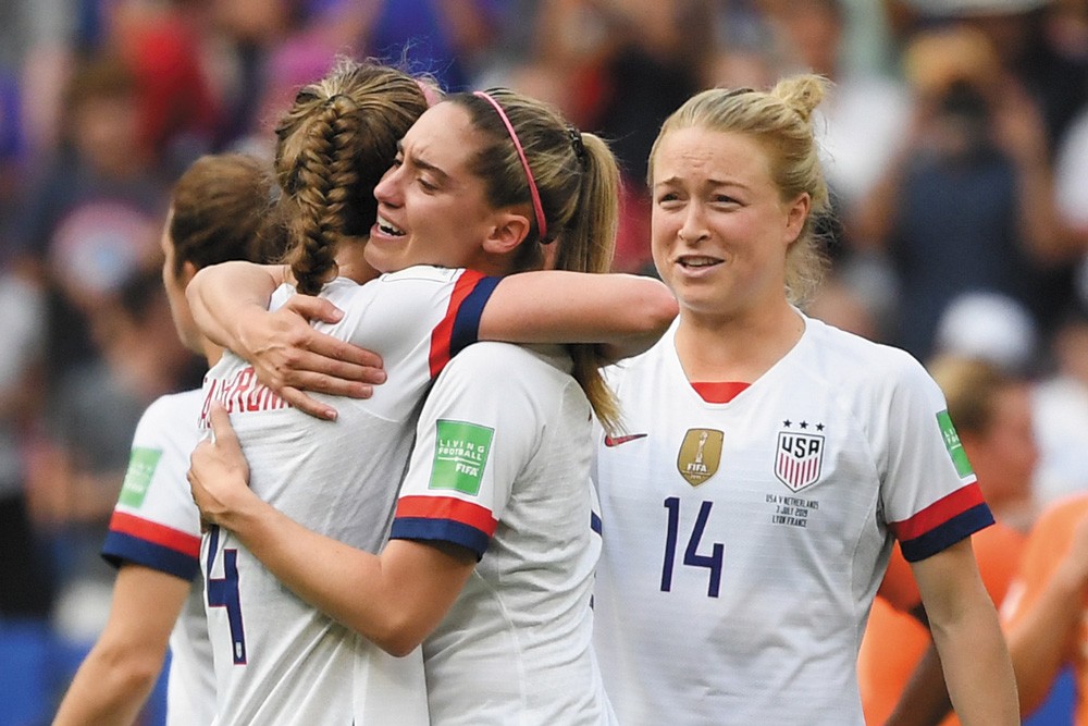 Bóng đá Mỹ rúng động vì lạm dụng tình dục - Bóng Đá