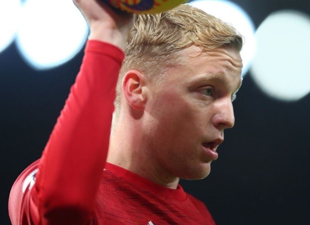 Donny van de Beek makes Manchester United selection admission and describes best position - Bóng Đá