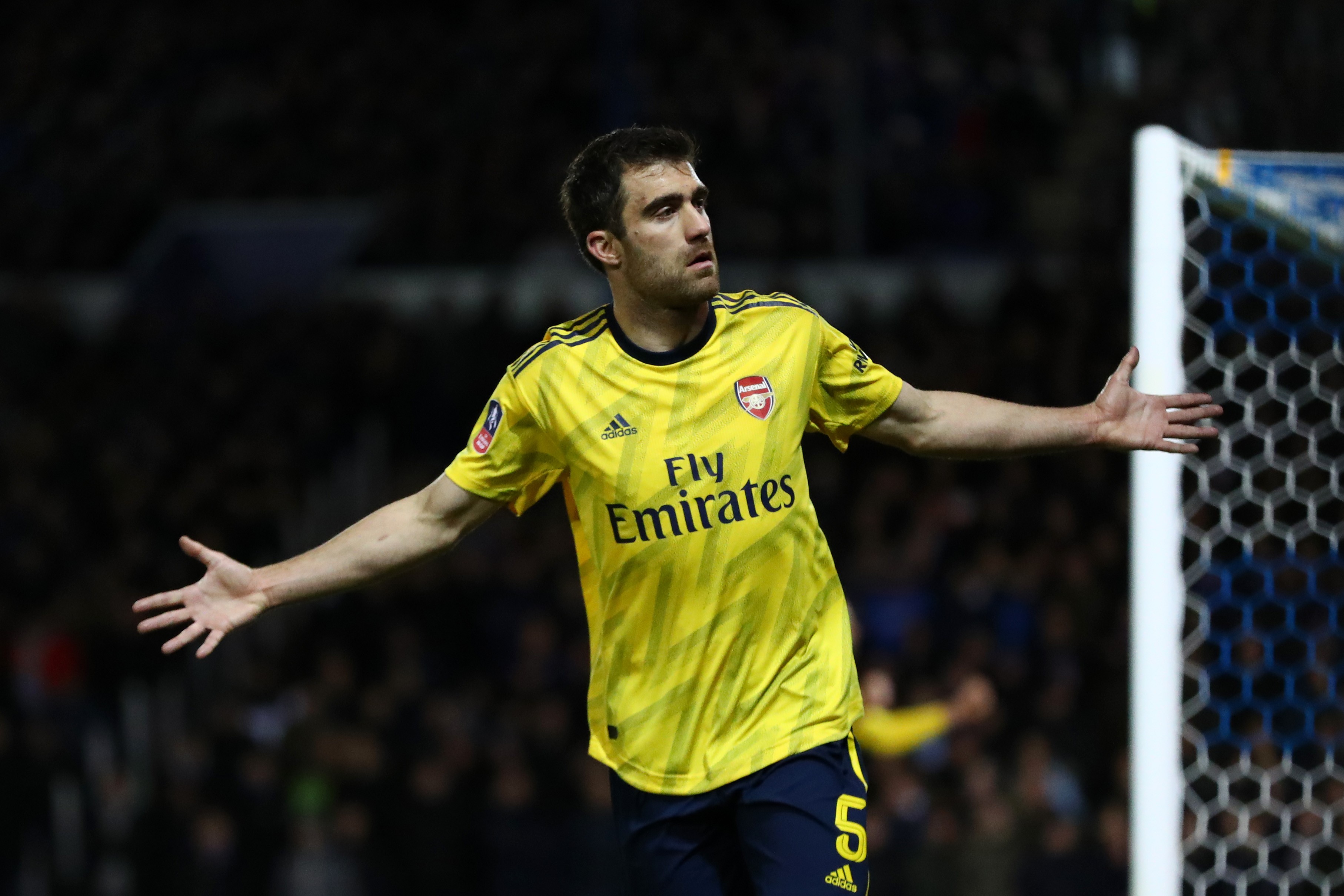The reason Arsenal defender Sokratis Papastathopoulos did not complete deadline day PSG transfer - Bóng Đá