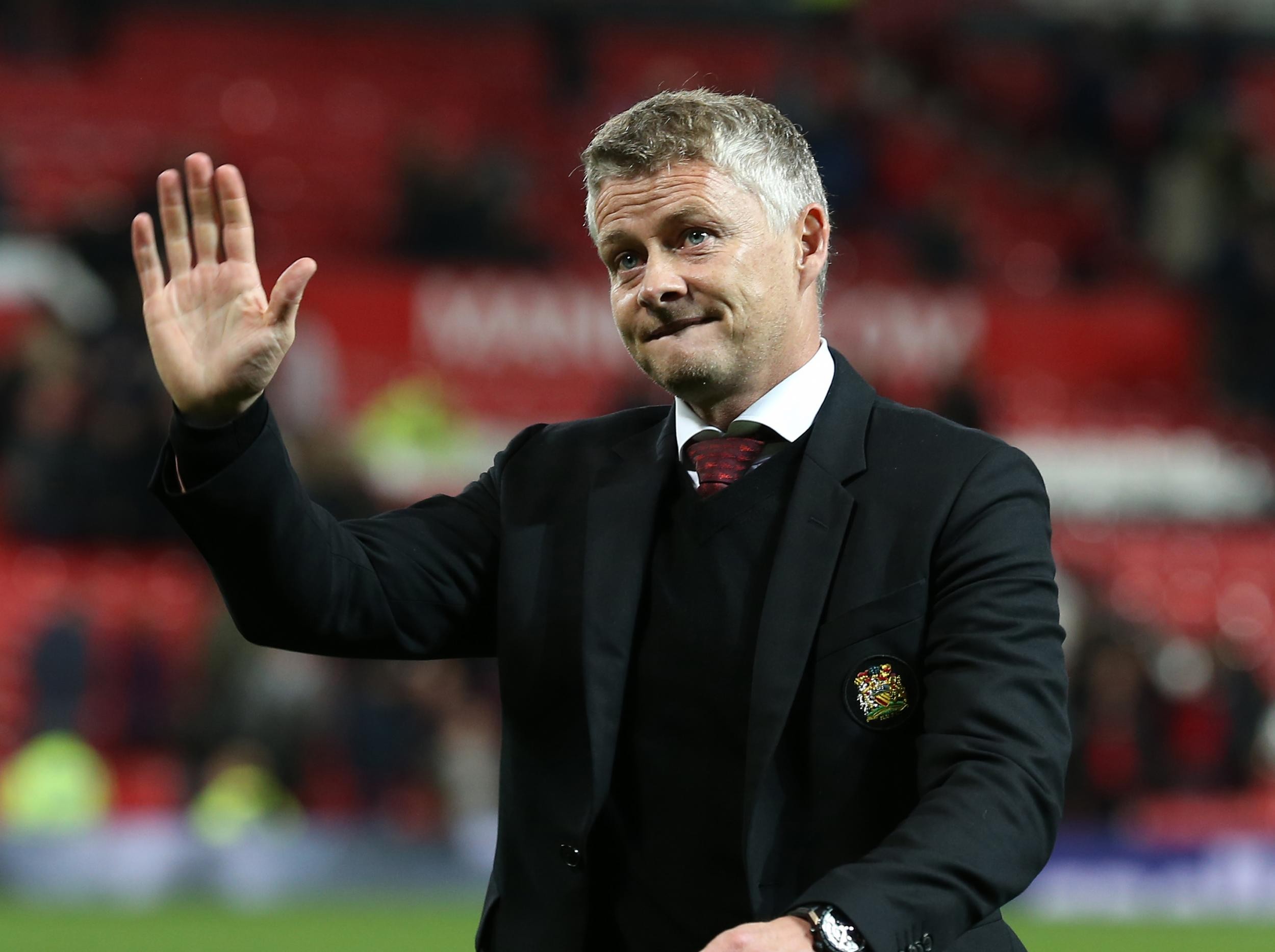 Man Utd tệ hại đến nỗi, Solskjaer chỉ còn biết trốn tránh - Bóng Đá