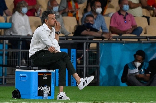 Điềm báo xuất hiện, trận Tây Ban Nha - Thụy Điển vỡ vụn vì 'chân gỗ' - Bóng Đá