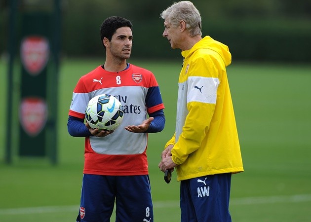 Wenger reveals why he would never be Arsenal’s director of football and his one piece of advice to Arteta - Bóng Đá