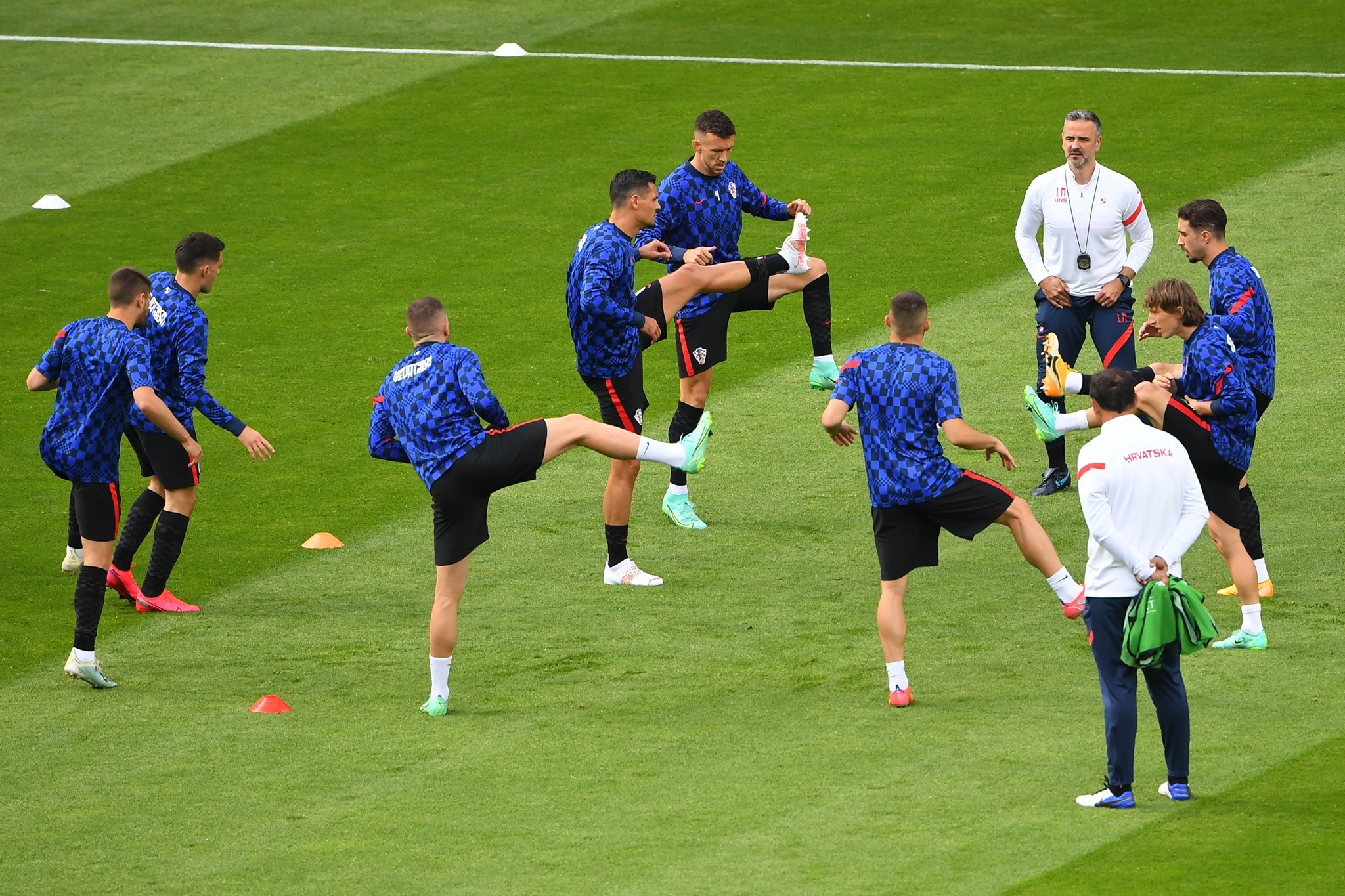 TRỰC TIẾP Croatia 0-0 CH Czech: Modric, Kovacic xuất trận - Bóng Đá
