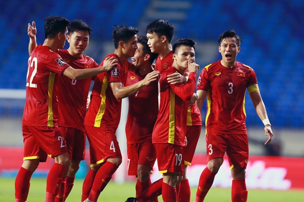 CHÍNH THỨC! Tuyển Việt Nam giành vé đi tiếp ở VL World Cup 2022 - Bóng Đá