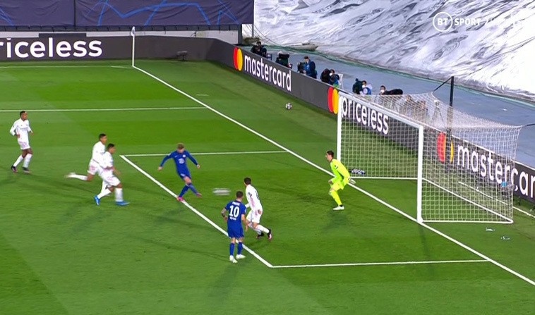 Timo Werner lại có pha bóng 