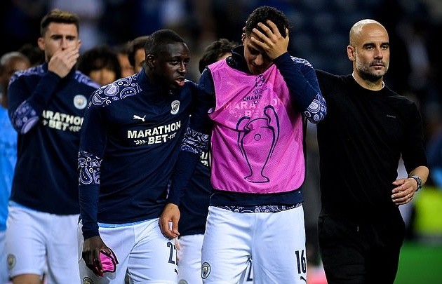 Pep Guardiola sai lầm khi nghĩ quá nhiều - Bóng Đá