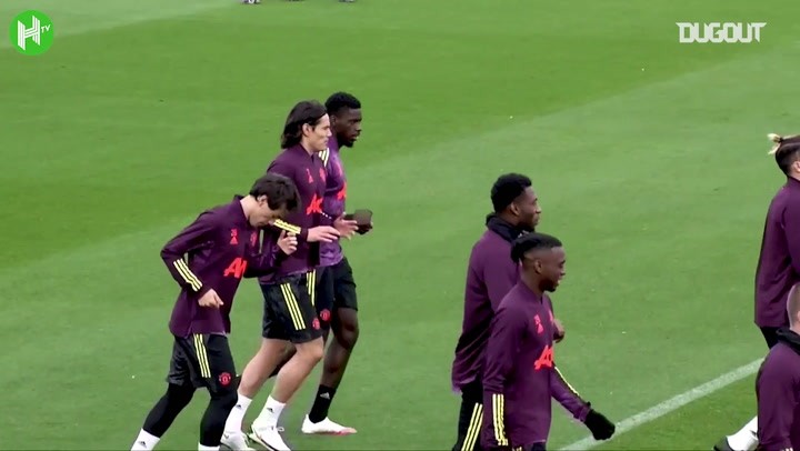 Edinson Cavani drops Manchester United debut hint - Bóng Đá