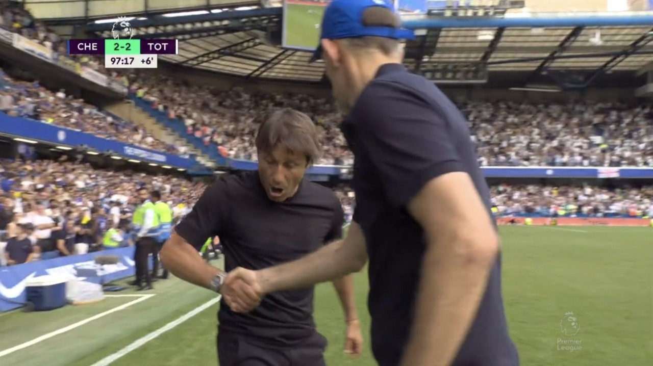 Conte và Tuchel 3 lần ẩu đả, điên tiết lao vào như 