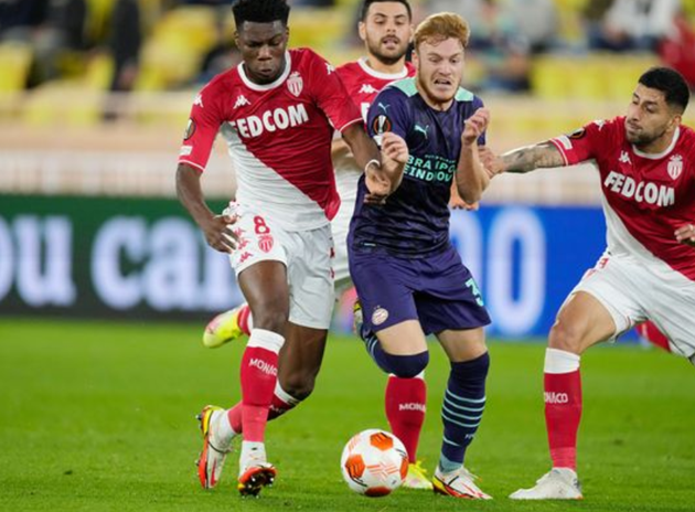 Cesc Fabregas has already given the green light for Erik ten Hag's first Man Utd transfer - Bóng Đá