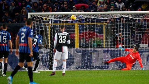 Giữ Higuain ở lại Juventus, Sarri đã đúng! - Bóng Đá