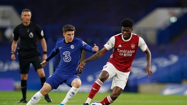 TRỰC TIẾP Chelsea 0-1 Arsenal (H1): Jorginho mắc sai lầm, Smith-Rowe mở tỷ số - Bóng Đá