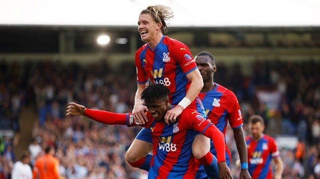 Vắng son Heung-min, Tottenham thảm bại trước Palace - Bóng Đá
