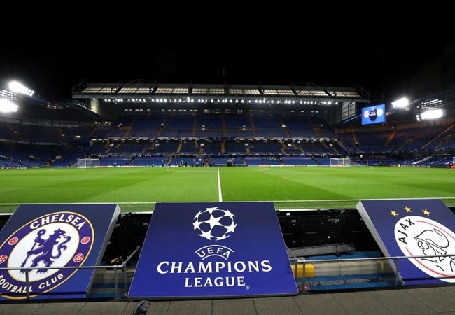 Vì sao Ajax không có CĐV nào ở Stamford Bridge? - Bóng Đá