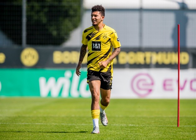 ‘Liverpool won’t battle Man Utd for £100m Sancho’ – Klopp doesn’t need Dortmund winger, says Barnes - Bóng Đá