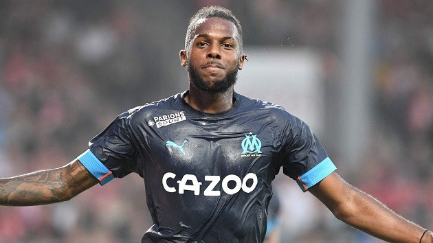 Hậu vệ Arsenal được khen thay đổi toàn diện - Bóng Đá