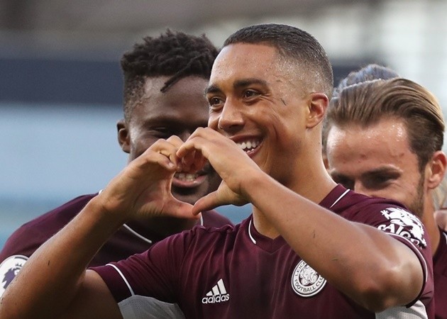 10 con số đặc biệt trận Man City 2-5 Leicester: Vardy hơn cả Messi - Bóng Đá