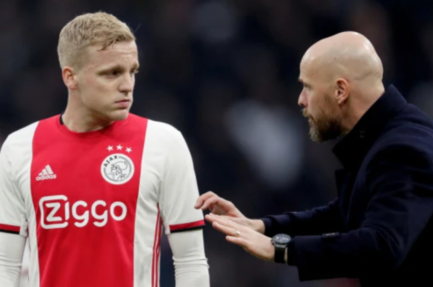 Gary Neville claims Ralf Rangnick and Donny van de Beek will be warning Erik ten Hag against taking Manchester United job - Bóng Đá
