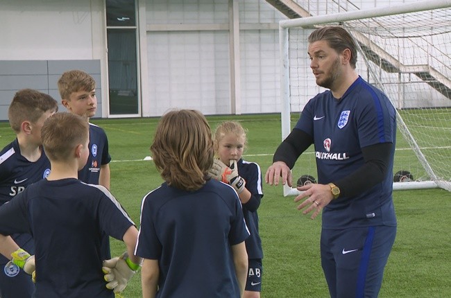 Highly-rated Southend United coach Terry Mason set to join Arsenal - Bóng Đá