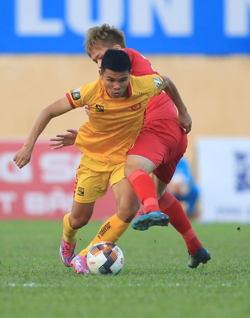 Sanna Khánh Hòa và Thanh Hóa: Chuông nguyện hồn ai? - Bóng Đá