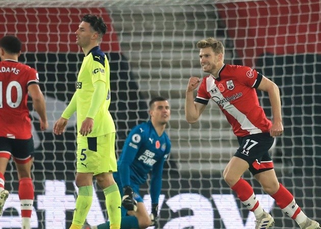 10 'bài học' sau vòng 8 EPL: Man Utd gặp 'mồi ngon'; Đẳng cấp Silva - Bóng Đá