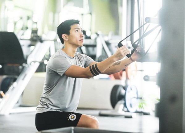 Văn Hậu lại có vấn đề về chấn thương, giải pháp của thầy Park - Bóng Đá