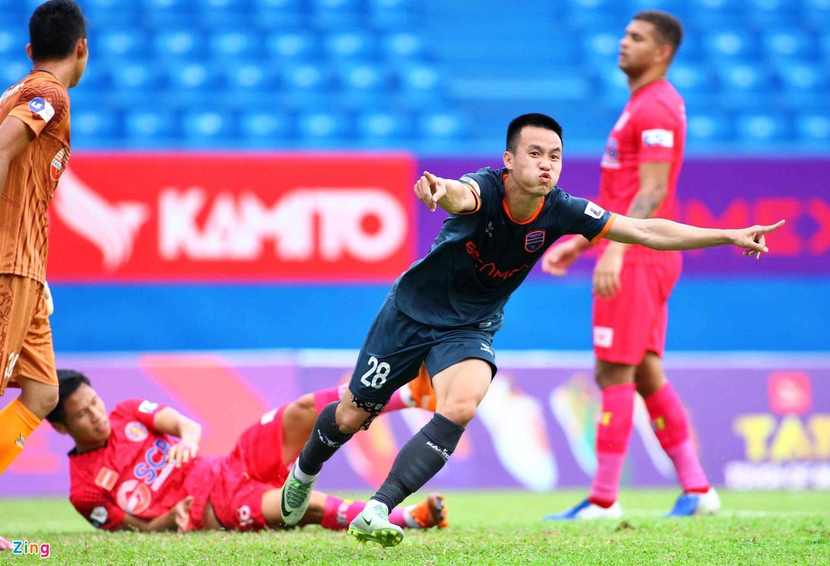 Tô Văn Vũ và điều còn thiếu để trụ lại tuyển Việt Nam - Bóng Đá