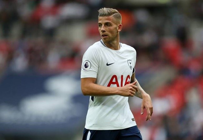 The nine defenders Manchester United did not sign under Jose Mourinho - Bóng Đá